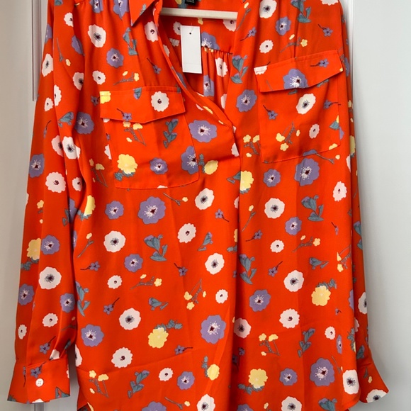 Top - Picture 2 of 2